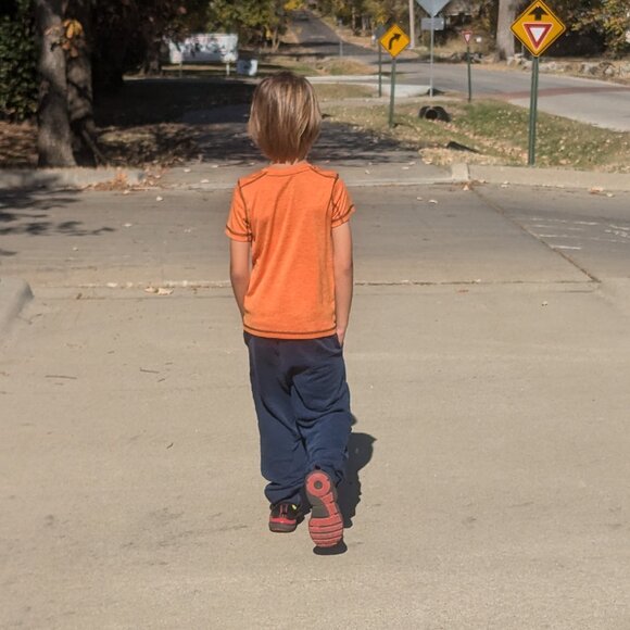 Meet your Posher, Kim - Picture 1 of 1